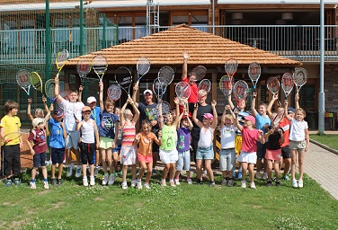 Summer tennis camps